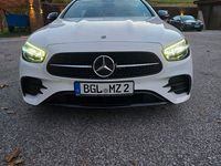 Gebraucht Mercedes E300 265 PS (194 kW) 2023 Weiß Cabrio