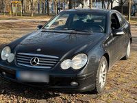 Gebraucht Mercedes C230 197 PS (144 kW) 2001 Schwarz Coupé