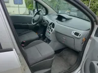 Gebraucht Renault Modus 86 PS (63 kW) 2010 Silber Van / Kleinbus