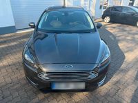 Second-hand Ford Focus Titanium 150 CP (110 kW) 2017 Gri Break