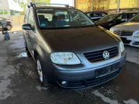 Gebraucht VW Touran Trendline 150 PS (110 kW) 2005 Platinumgrey metallic Van / Kleinbus