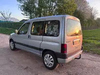 Gebraucht Peugeot Partner 75 PS (55 kW) 2002 Silber Van / Kleinbus