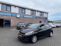 Gebraucht Peugeot 208 Active 82 PS (60 kW) 2016 Schwarz Kleinwagen