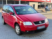 Gebraucht VW Touran 140 PS (102 kW) 2005 Rot Van / Kleinbus