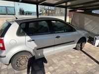 Gebraucht VW Polo 54 PS (39 kW) 2003 Silber Kleinwagen