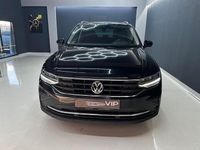 Gebraucht VW Tiguan Active 150 PS (110 kW) 2022 Schwarz SUV