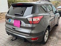 Gebraucht Ford Kuga 179 PS (131 kW) 2019 Grau SUV
