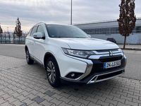Używany Mitsubishi Outlander Active 150 KM (110 kW) 2019 Biały SUV