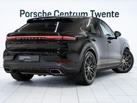 Gebraucht Porsche Cayenne 470 PS (345 kW) 2024 Schwarz SUV
