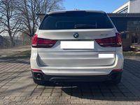 Gebraucht BMW X5 309 PS (227 kW) 2014 Weiß SUV