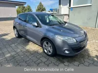 Gebraucht Renault Mégane Dynamique 131 PS (96 kW) 2011 Blau Limousine