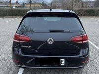 Gebraucht VW e-Golf 100 kW (136 PS) 2020 Schwarz Kleinwagen