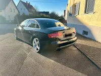 Używany Audi A4 120 KM (88 kW) 2009 Czarny Sedan/Limuzyna