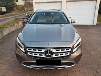 Gebraucht Mercedes GLA200 156 PS (114 kW) 2019 Grau SUV