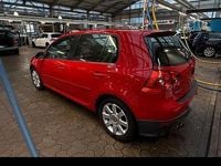 Gebraucht VW Golf V 116 PS (85 kW) 2003 Rot Kleinwagen