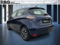 Second-hand Renault Zoe Evolution 50 kW (69 CP) 2023 Albastru Hatchback