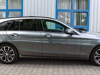 gebraucht Mercedes C220 C220d T AUTOM*1HAND*LEDER*NAVI*LED*PANORAMA*KAMERA