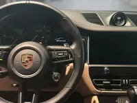 Gebraucht Porsche Macan 441 PS (324 kW) 2022 Enzianblau SUV