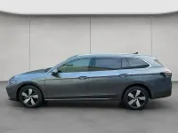 Gebraucht VW Passat Business 150 PS (110 kW) 2025 Grau Kombi