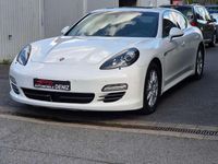 Gebraucht Porsche Panamera 250 PS (183 kW) 2012 Carraraweiß Kleinwagen