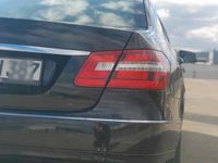Gebraucht Mercedes E500 387 PS (284 kW) 2010 Schwarz Limousine