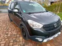 Gebraucht Dacia Lodgy 107 PS (78 kW) 2017 Grau Van / Kleinbus