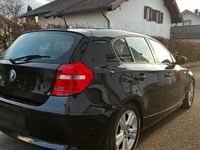 Gebraucht BMW 116 Advantage 122 PS (89 kW) 2011 Schwarz Kleinwagen