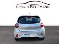 Gebraucht Hyundai i10 Select 67 PS (49 kW) 2023 Silber Kleinwagen
