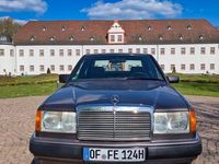 Gebraucht Mercedes E230 133 PS (97 kW) 1992 Limousine