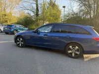 Gebraucht Mercedes C220 Night 200 PS (147 kW) 2022 Blau Kombi