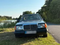 Gebraucht Mercedes E300 180 PS (132 kW) 1987 Grün Limousine