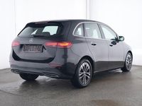 Gebraucht Mercedes B200 Progressive 150 PS (110 kW) 2024 Schwarz Van / Kleinbus