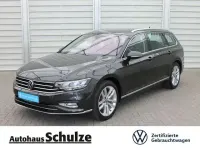 Gebraucht VW Passat Elegance 150 PS (110 kW) 2022 Grau Kombi