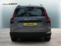 Neu Dacia Jogger Essentiel 101 PS (74 kW) 2025 Grau Van / Kleinbus