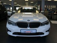 Gebraucht BMW 320 Advantage 190 PS (139 kW) 2022 Alpinweiß uni Kombi