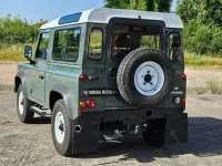 Gebraucht Land Rover Defender 122 PS (89 kW) 2011 Grün Kombi