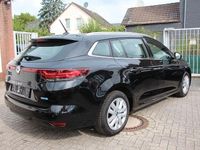 Gebraucht Renault Megane E-Tech Zen 158 PS (116 kW) 2020 Schwarz Limousine
