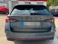 Gebraucht Skoda Octavia First Edition 200 PS (147 kW) 2020 Grau Kombi