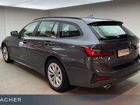 Gebraucht BMW 330e Advantage 292 PS (214 kW) 2021 Grau Limousine