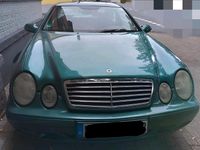 Gebraucht Mercedes CLK230 193 PS (141 kW) 1997 Grün Coupé