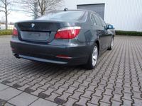 Gebraucht BMW 523 190 PS (139 kW) 2007 Grau metallic Limousine