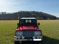Gebraucht Land Rover Defender 122 PS (89 kW) 2011 Rot Kombi