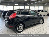 Gebraucht Ford Fiesta SYNC Edition 101 PS (74 kW) 2014 Schwarz Kleinwagen