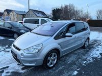Gebraucht Ford S-MAX Titanium 140 PS (102 kW) 2009 Silber Van / Kleinbus
