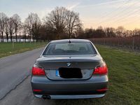 Gebraucht BMW 523 177 PS (130 kW) 2005 Grau Limousine