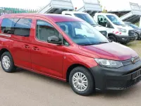 Gebraucht VW Caddy 102 PS (75 kW) 2024 Rot Van / Kleinbus