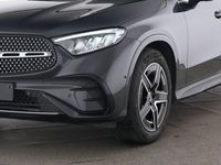 Gebraucht Mercedes GLC220 Advanced Plus 197 PS (144 kW) 2024 Graphitgraumet. SUV