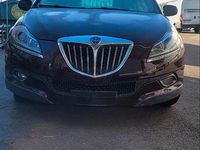 Gebraucht Lancia Delta 120 PS (88 kW) 2009 Rot Kleinwagen