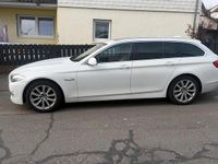 Gebraucht BMW 525 Sport Line 218 PS (160 kW) 2012 Weiß Kombi