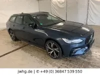 Gebraucht Volvo V90 R-Design 235 PS (172 kW) 2022 Denim blue Kombi
